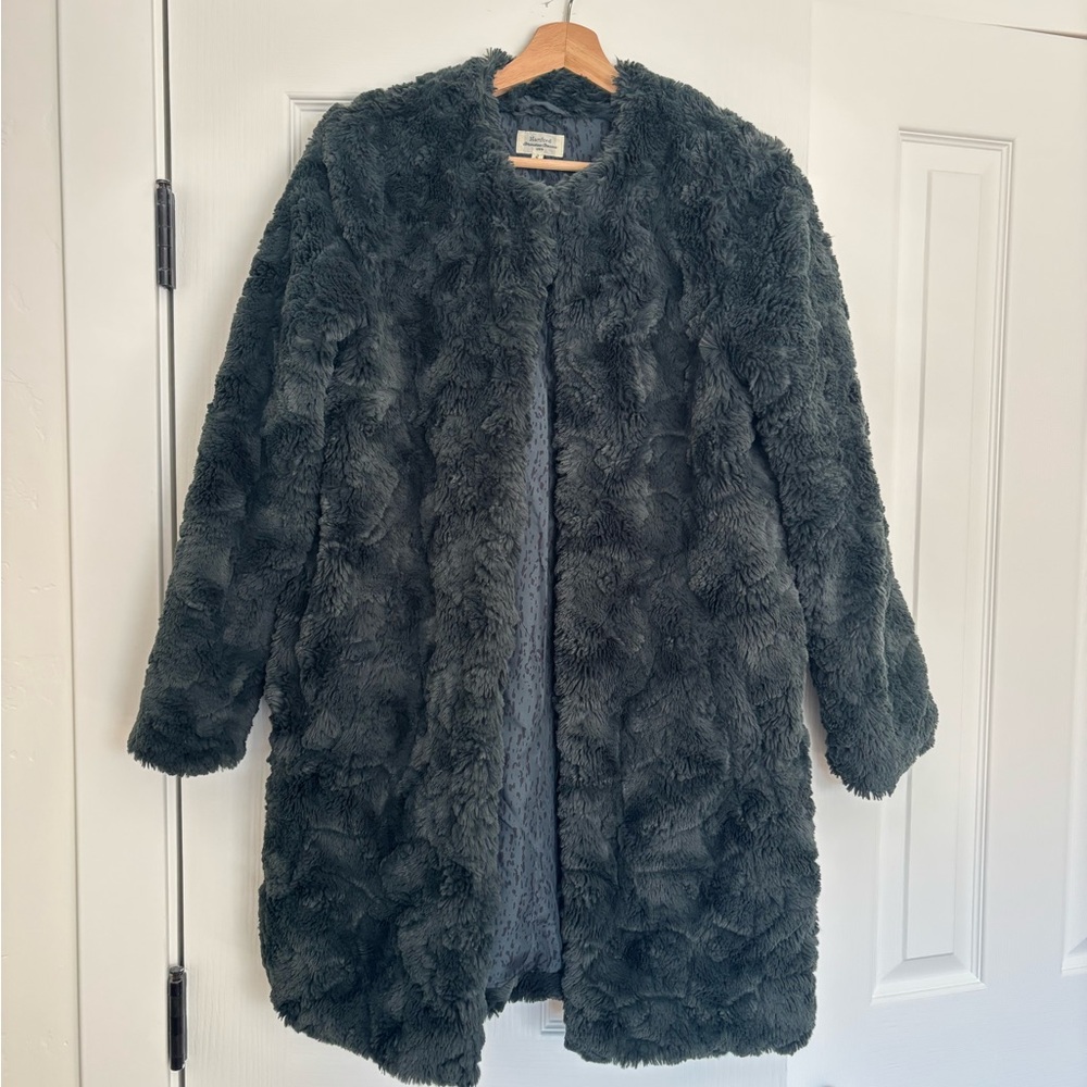 Hartford Plush Teddy Coat in Deep Green